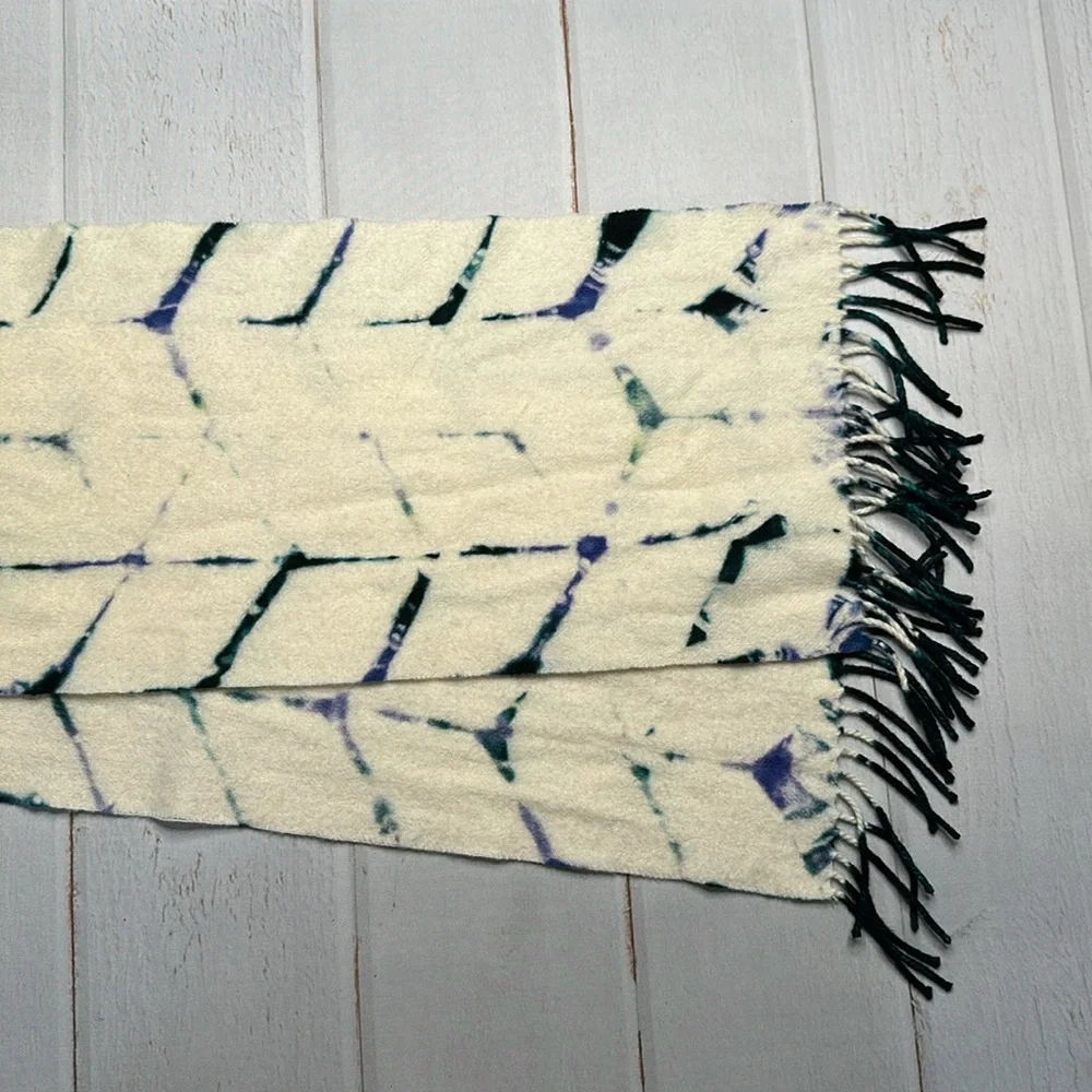 Cashmere scarf hand dyed blue and green - Picture 9 of 13